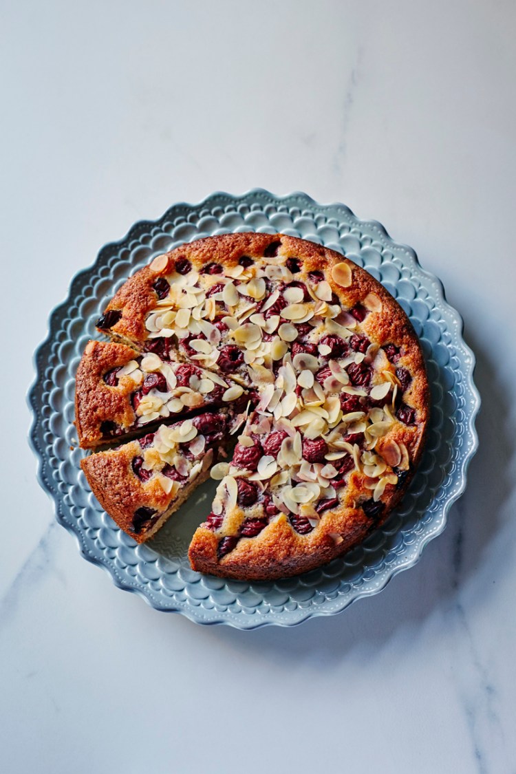 Cherry and almond cake